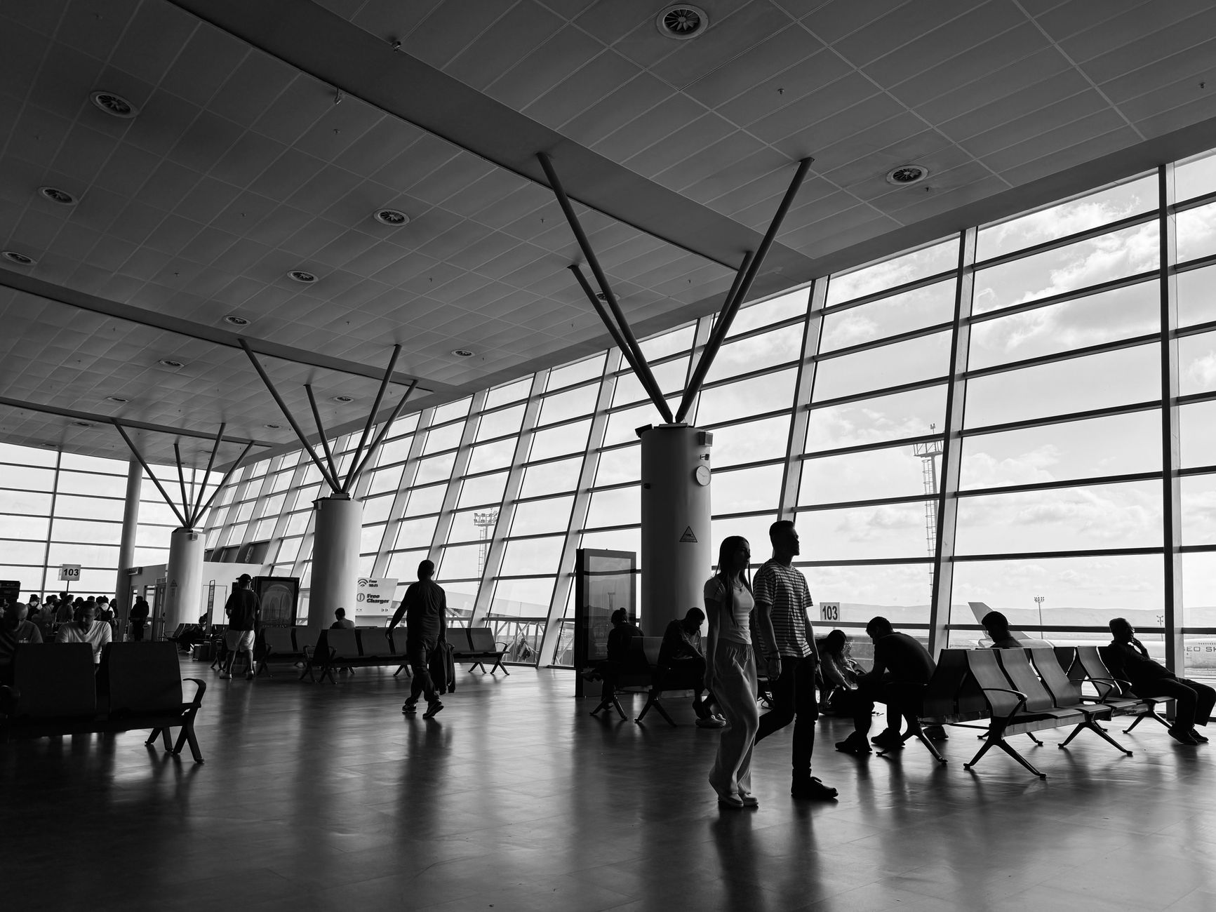 Ankunft am Flughafen BER: eine Ebene, zwei Ausgänge, zwei Terminals