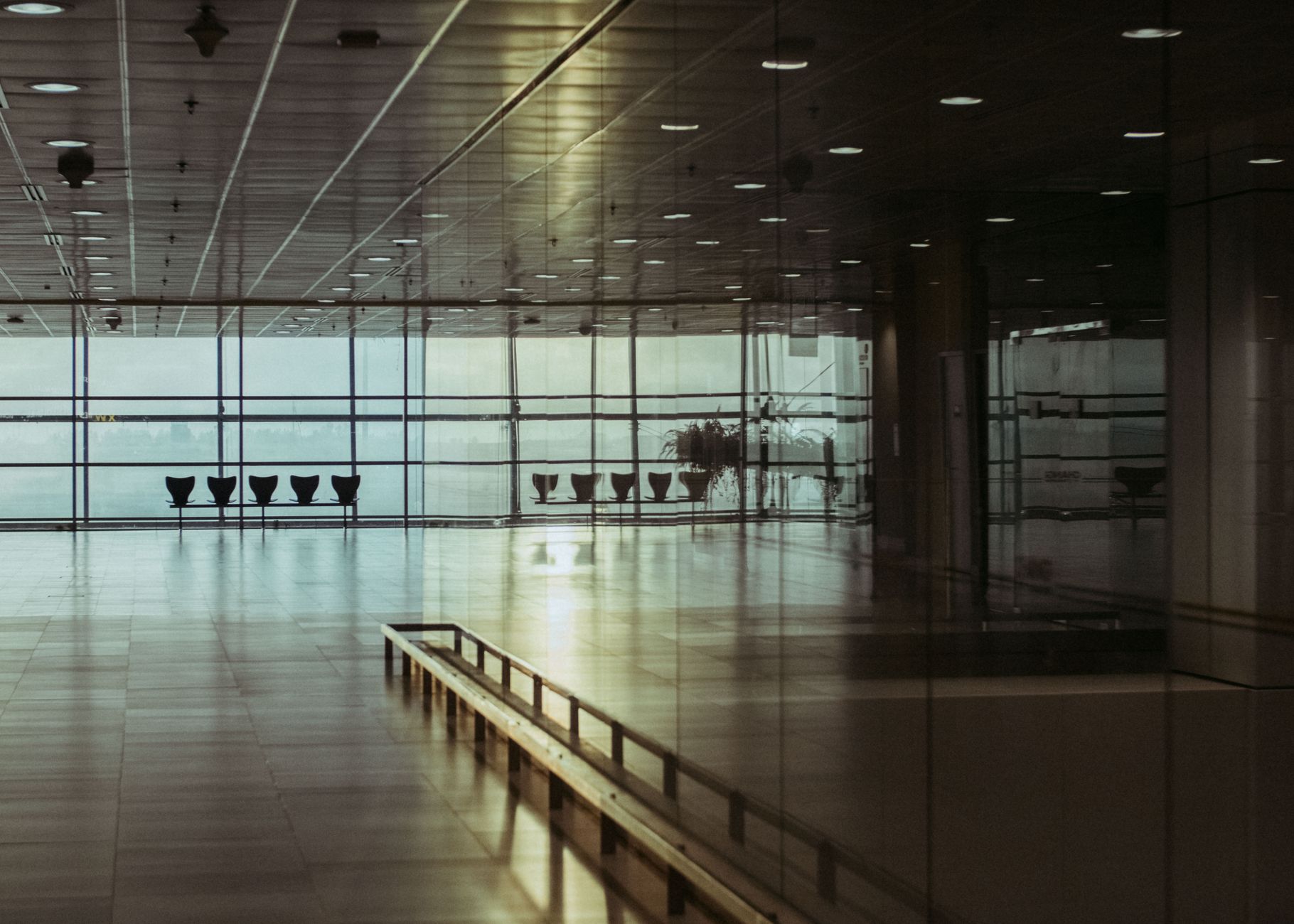 Flughafen BER: Terminals, Geschichte und Anreise im Überblick