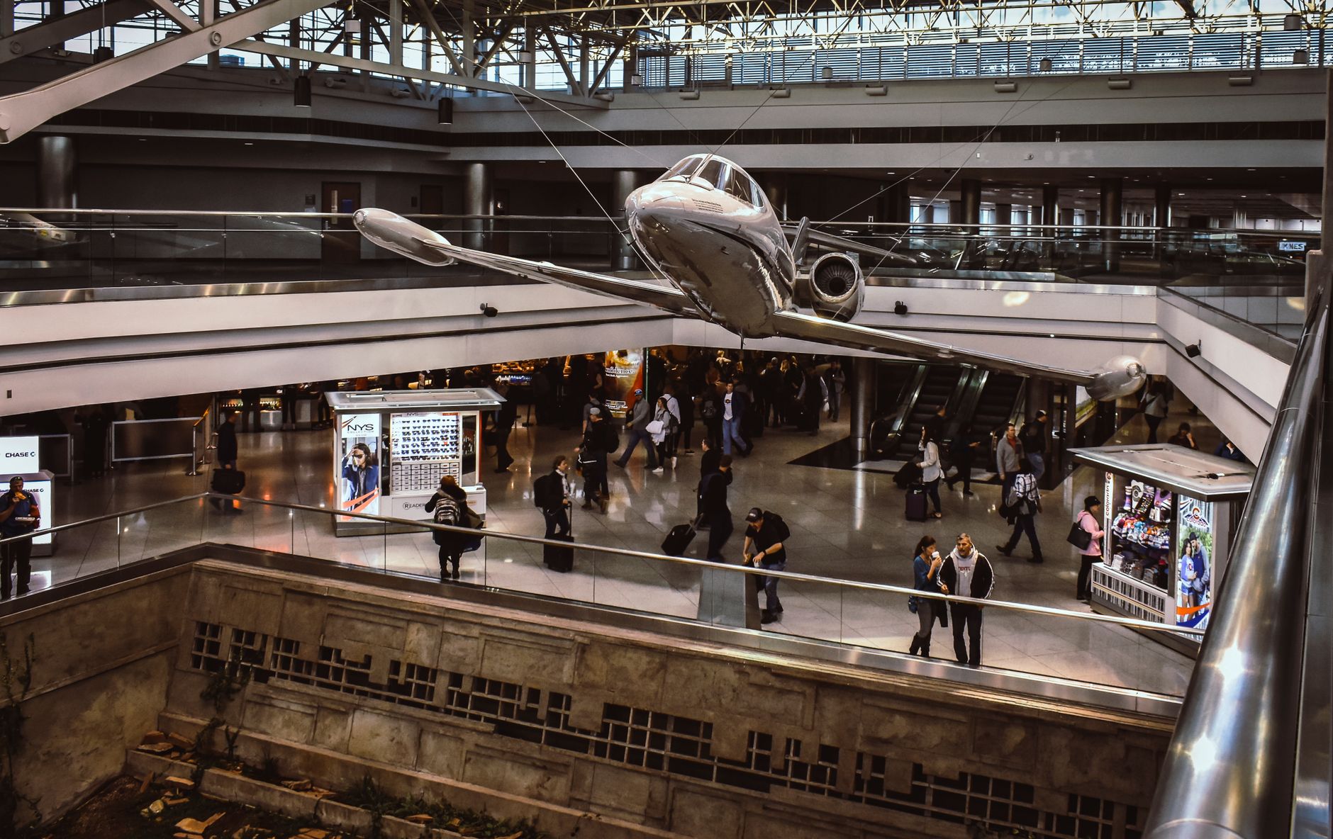 Mehrwertsteuer-Rückerstattung am Flughafen 2026: Tax Free richtig abwickeln